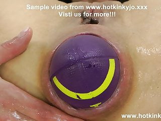 Hotkinkyjo anal and prolapse fun with balls