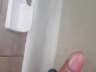 Quck wank and cum in the shower nice big cock head