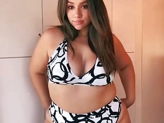 Erica Lauren - Fat Swimsuit Model