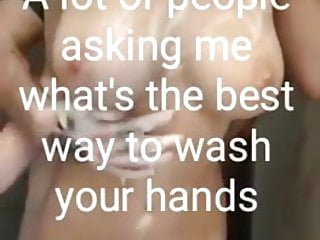The ideal  way to wash hands !