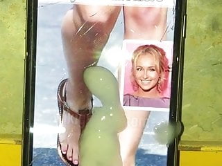 Cumtribute on Hayden Panettiere and her sandals and feet