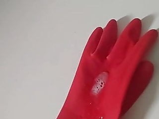 Cummy rubber glove