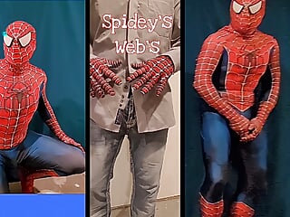 Check out Spiderman&#039;s COCK on the movie set cosplay superhero
