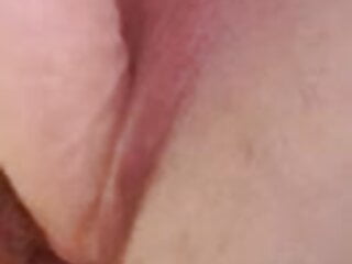 WhatsApp Freundin Yvonnne 35 aus NRW 4 fickt ihren Dildo  - Bild 9