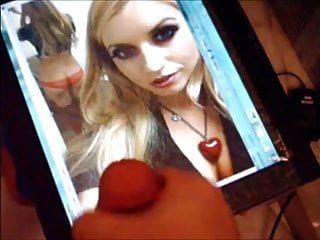 Porns Lexxi Belle CumArt #1...