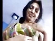 Sexy bhabhi show her hot body