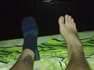 Big feet barefoot...