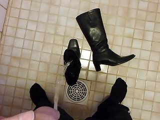 Piss In Wifes Black Leather Boot...