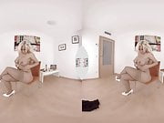 VIRTUAL TABOO - Blondie Fesser strips for you!
