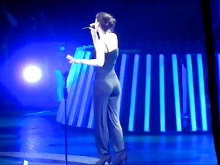 HD Videos, Concert, Brunette Sexy, Nice Ass