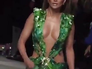 Jennifer Lopez in skimpy green dress, 2019 03