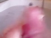 A WANK IN MY BATH FOR HannaH