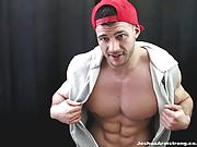 Poppers under muscular instructional commands