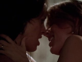 Jennifer Beals, Kissing, HD Videos, Laurel