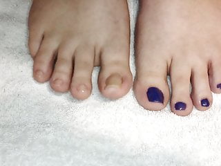 American, Purple Toes, Feet POV, 60 FPS