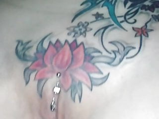 Tattooing, Pussy, Sperma, Eating