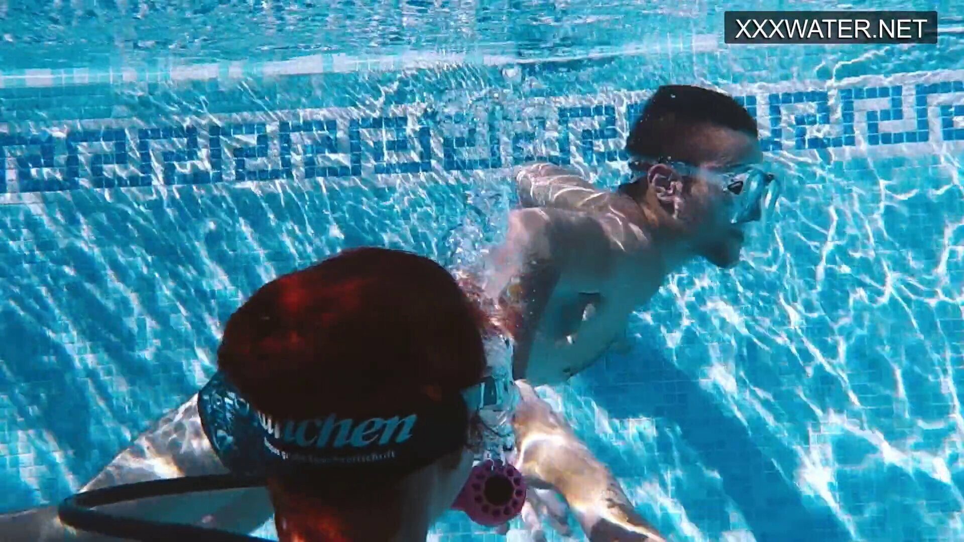 Girls underwater having hardcore sex with Polina Rucheyok
