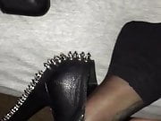 Cumming on a whores heels 