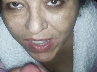 Mature Kissing Bbw video: Fuck pig want to swap cum male female