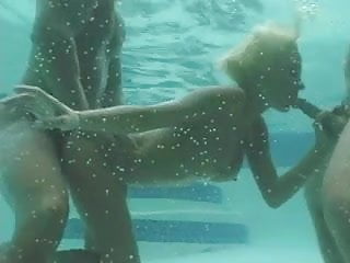 3some, Underwater, 3somes, Filming