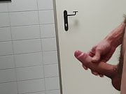 Edging naked in public restroom for dunkle leidenschaft