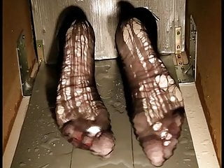 Biancas Wet Feet Torture 2014 Part 11...