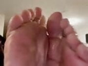 Mani oily table soles 