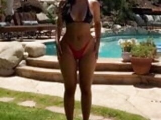 Sofia Gabay's Super Sexy Bikini Body