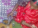 Desi village  bhabhi ko Desi Daru pilakar gand Mari