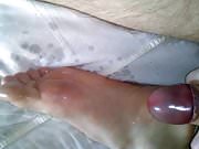 Cum on my male feet