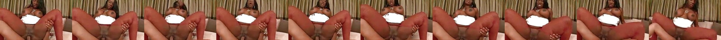 Taylor Swift Wardrobe Malfunction See all the Ass on... xHamster