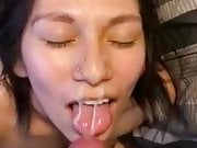 Amateur girlfriend takes facial cumshot