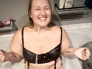 Hot Bbw Blonde Wife Piss In Face And Hair Pee Slut...