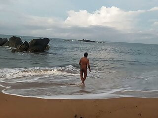 Twink Nude Public video: Indian twink nude in public on the beach