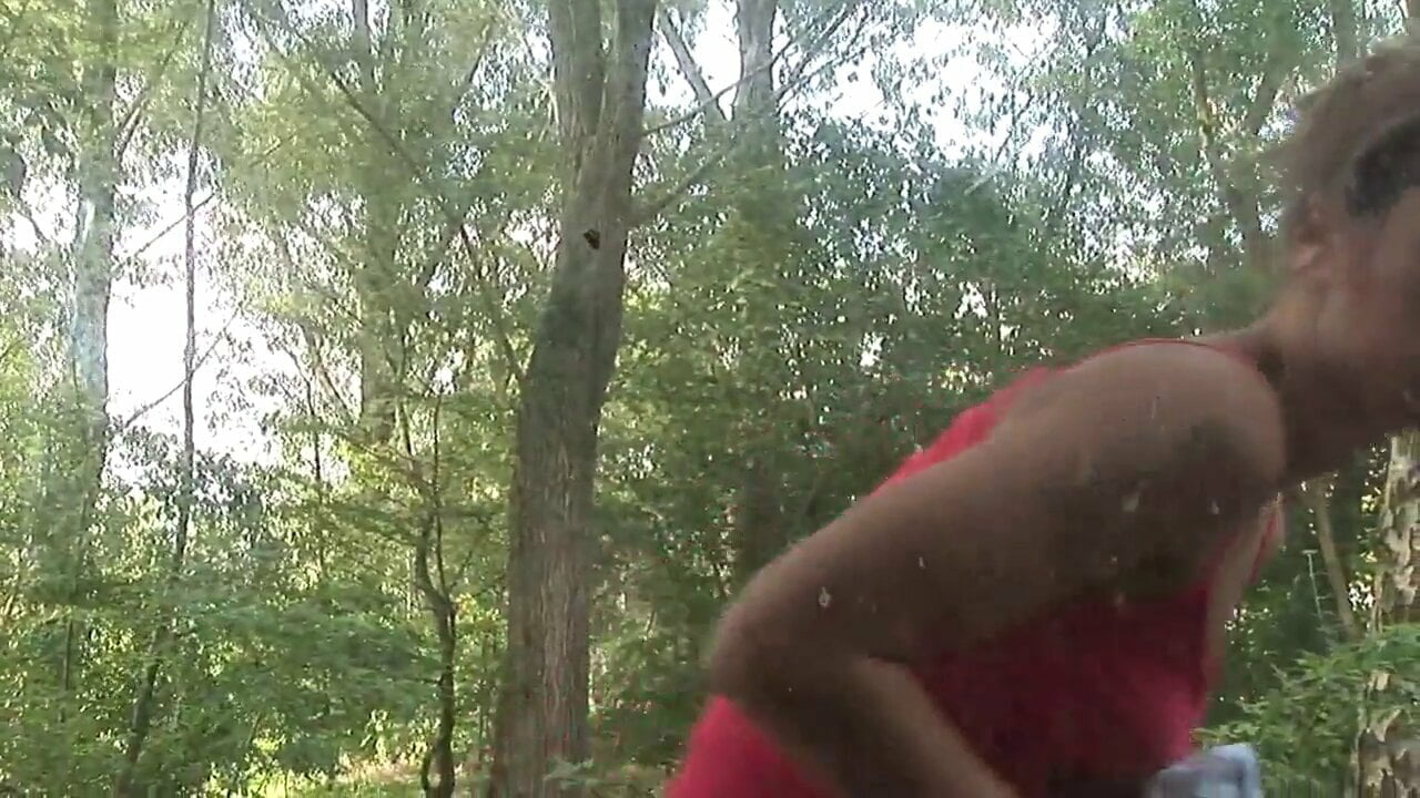 Anife has natural tits loves to fuck and drink hot cum