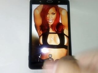 Rihanna I Cum