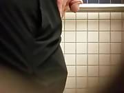 College guy taking a piss!
