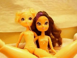 Star Darlings Doll Pee Party...