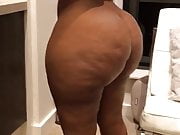 Thick ebony sexy phat ass