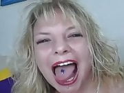 Chubby drains cum in her mouth and swallow