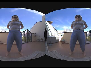 VR video Girl Pissing outdoor in jeans