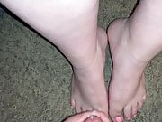 Cum all over sexy pink toes (Feet Cumshot)3