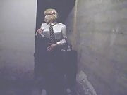 sissy schioolgurl in scary basement