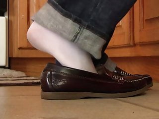 HD Videos, Caroline, Foot Fetish, Shoeplay