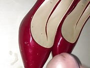 Cum on red heels