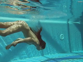 Teen Bikini, Sexy Underwater, Teens Bikini, Public Swimming Pool