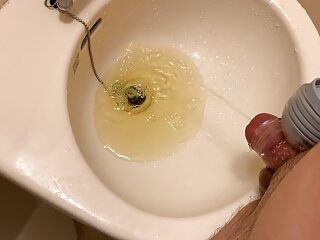 Vibrator Sleeve Cumming And Pissing On Sink...