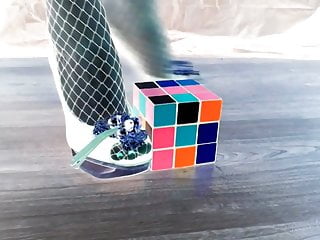 Lady L Crush Cubik Rubik